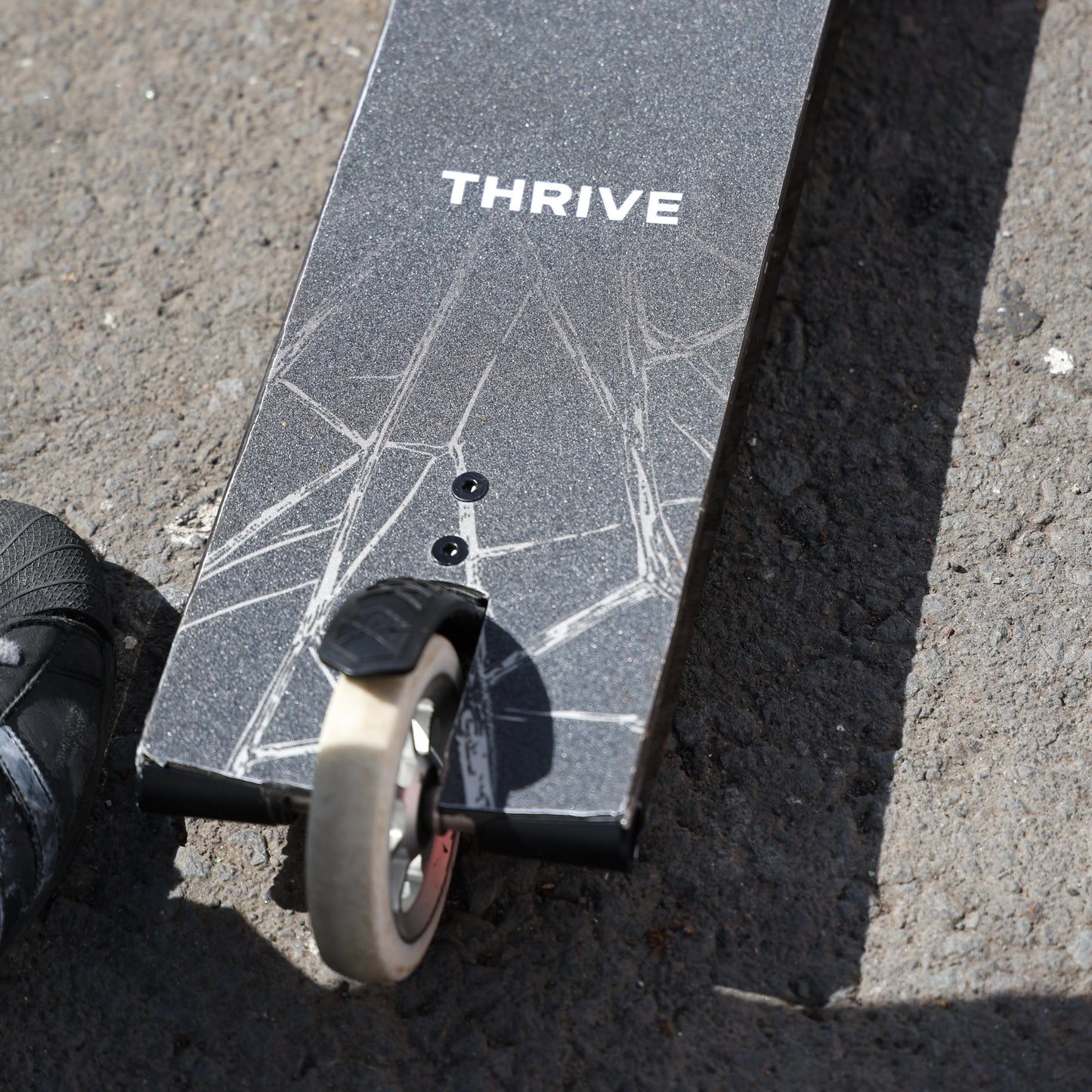 BREAK BARRIERS GRIPTAPE - 7X24