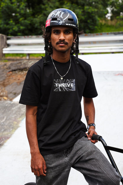 BREAK BARRIERS TEE - Black